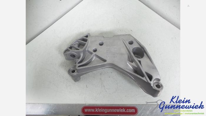 New Engine mount Volkswagen Tiguan Price € 42,35 Inclusive VAT offered by Klein Gunnewiek Autodemontage & Motorentechniek