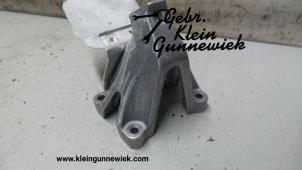 Usagé Support moteur Audi Q5 Prix € 20,00 Règlement à la marge proposé par Gebr.Klein Gunnewiek Ho.BV