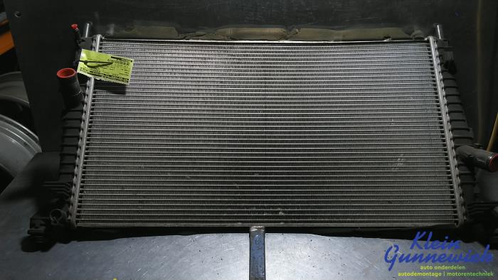 Używane Chlodnica Ford C-Max Cena € 36,00 Procedura marży oferowane przez Klein Gunnewiek Autodemontage & Motorentechniek