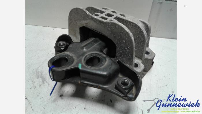 Used Engine mount Ford Transit Price € 48,00 Margin scheme offered by Klein Gunnewiek Autodemontage & Motorentechniek