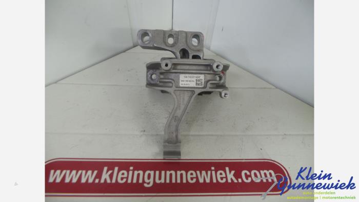 Used Engine mount Volkswagen Passat Price € 24,00 Margin scheme offered by Klein Gunnewiek Autodemontage & Motorentechniek