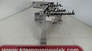Usados Soporte de motor Volkswagen Passat Precio € 60,00 Norma de margen ofrecido por Gebr.Klein Gunnewiek Ho.BV