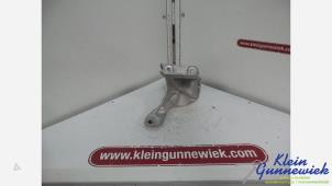 Engine mount from a Volkswagen Transporter 2017