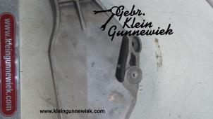 Usados Soporte de motor Volkswagen Transporter Precio € 40,00 Norma de margen ofrecido por Gebr.Klein Gunnewiek Ho.BV