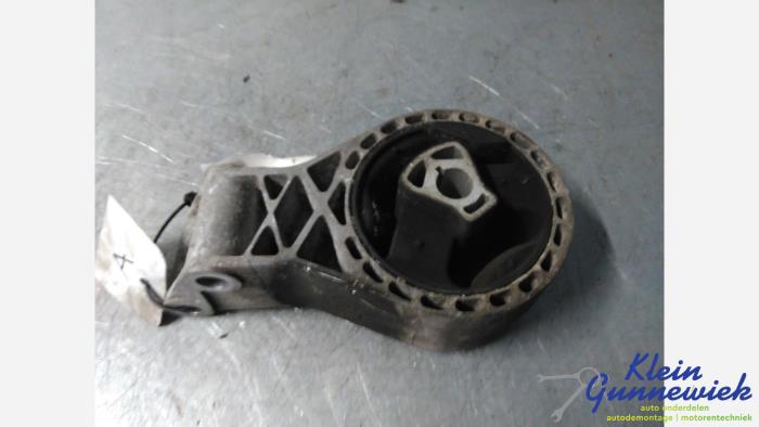 Used Engine mount Opel Insignia Price € 22,00 Margin scheme offered by Klein Gunnewiek Autodemontage & Motorentechniek