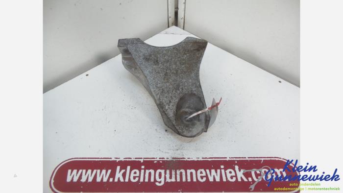 Used Engine mount Audi Q7 Price € 26,00 Margin scheme offered by Klein Gunnewiek Autodemontage & Motorentechniek