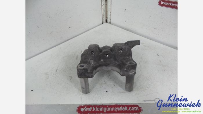 Used Engine mount Opel Insignia Price € 22,00 Margin scheme offered by Klein Gunnewiek Autodemontage & Motorentechniek