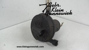 Używane Pompa gazów spalinowych Volkswagen Golf Cena € 50,00 Procedura marży oferowane przez Gebr.Klein Gunnewiek Ho.BV