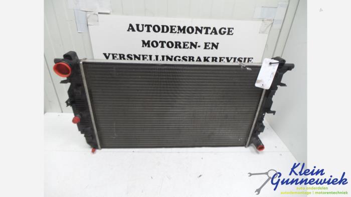 Używane Chlodnica Mercedes Sprinter Cena € 50,00 Procedura marży oferowane przez Klein Gunnewiek Autodemontage & Motorentechniek