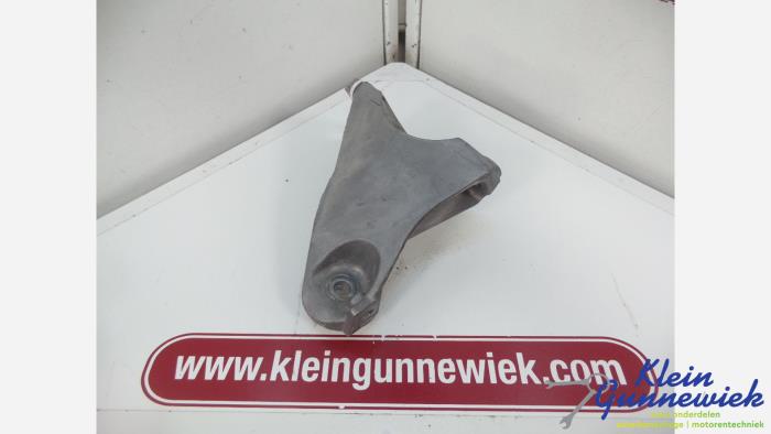 Used Engine mount Volkswagen Touareg Price € 27,00 Margin scheme offered by Klein Gunnewiek Autodemontage & Motorentechniek