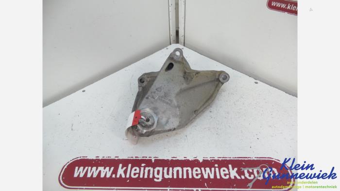 Usagé Support moteur Volkswagen Crafter Prix € 24,00 Règlement à la marge proposé par Klein Gunnewiek Autodemontage & Motorentechniek