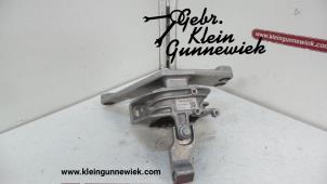 Usagé Support moteur Volkswagen Golf Prix € 45,00 Règlement à la marge proposé par Gebr.Klein Gunnewiek Ho.BV