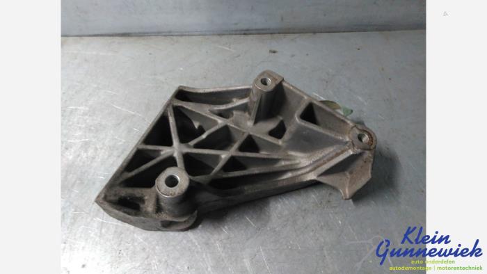 Used Engine mount Seat Ibiza Price € 22,00 Margin scheme offered by Klein Gunnewiek Autodemontage & Motorentechniek