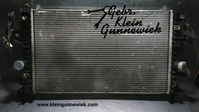 Radiator from a Opel Astra 2007