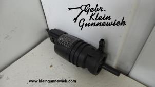 Used Windscreen washer pump BMW 3-Serie Price € 15,00 Margin scheme offered by Gebr.Klein Gunnewiek Ho.BV