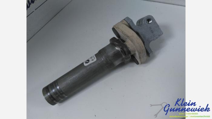 Steering column universal joint