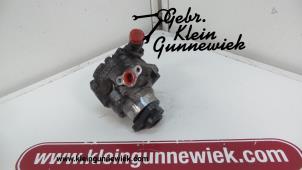 Używane Pompa wspomagania kierownicy Volkswagen Transporter Cena € 115,00 Procedura marży oferowane przez Gebr.Klein Gunnewiek Ho.BV