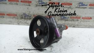 Used Power steering pump Renault Laguna Price € 65,00 Margin scheme offered by Gebr.Klein Gunnewiek Ho.BV