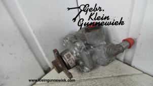 Gebrauchte Lenkkraftverstärker Pumpe Renault Master Preis € 130,00 Margenregelung angeboten von Gebr.Klein Gunnewiek Ho.BV