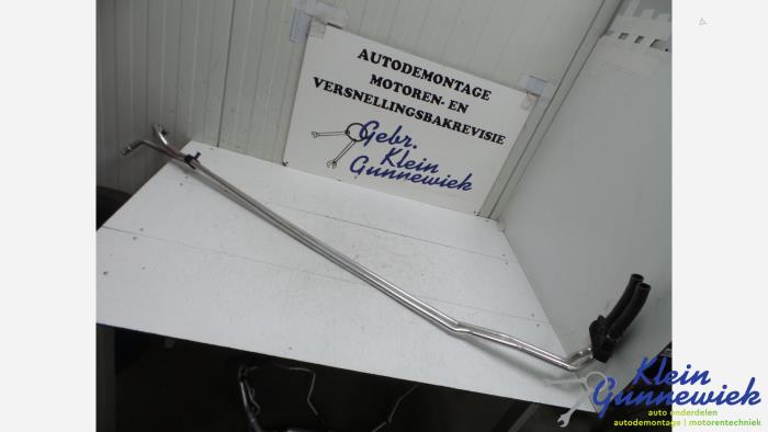 Begagnade Vattenrör Porsche 911 Pris € 62,00 Marginaltabell erbjuds av Klein Gunnewiek Autodemontage & Motorentechniek