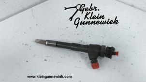 Used Injector (diesel) Renault Clio Price € 60,00 Margin scheme offered by Gebr.Klein Gunnewiek Ho.BV