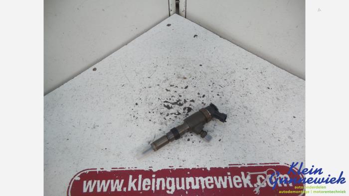 Usagé Injecteurs Peugeot Bipper Prix € 70,00 Règlement à la marge proposé par Klein Gunnewiek Autodemontage & Motorentechniek