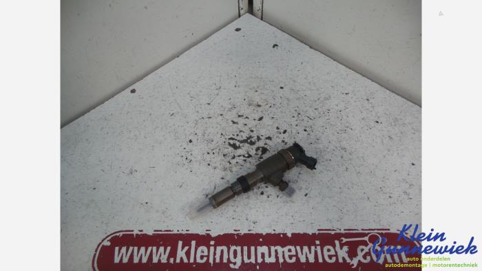 Usagé Injecteurs Peugeot Bipper Prix € 70,00 Règlement à la marge proposé par Klein Gunnewiek Autodemontage & Motorentechniek