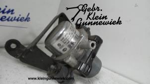 Used Brake servo vacuum pump Volkswagen T-Roc Price € 80,00 Margin scheme offered by Gebr.Klein Gunnewiek Ho.BV