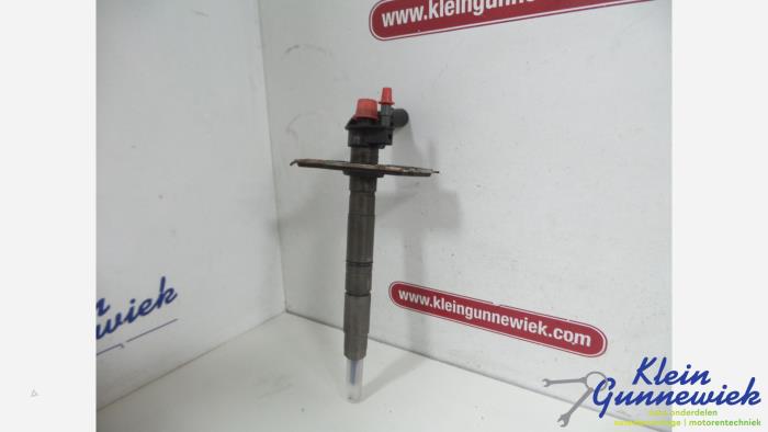 Usados Inyector (diésel) Volkswagen Passat Precio € 70,00 Norma de margen ofrecido por Klein Gunnewiek Autodemontage & Motorentechniek
