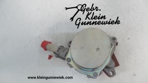 Used Vacuum pump (diesel) Opel Movano Price € 50,00 Margin scheme offered by Gebr.Klein Gunnewiek Ho.BV