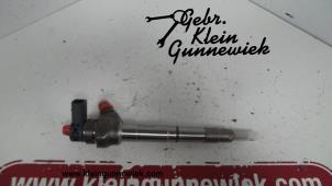 Używane Wtryskiwacz (Diesel) Volkswagen Tiguan Cena € 100,00 Procedura marży oferowane przez Gebr.Klein Gunnewiek Ho.BV