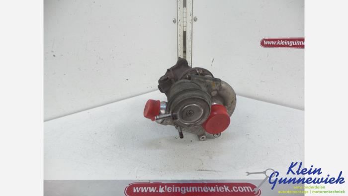 Używane Turbo Renault Clio Cena € 94,00 Procedura marży oferowane przez Klein Gunnewiek Autodemontage & Motorentechniek