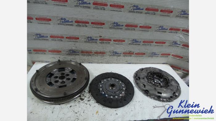Balance shaft