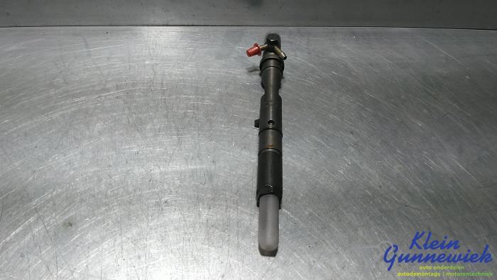 Gebrauchte Einspritzdüse (Diesel) Audi A4 Preis € 31,00 Margenregelung angeboten von Klein Gunnewiek Autodemontage & Motorentechniek