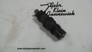Used Injector (diesel) Volkswagen Bestel Price € 45,00 Margin scheme offered by Gebr.Klein Gunnewiek Ho.BV