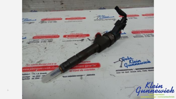 Usagé Injecteurs Renault Megane Scenic Prix € 27,00 Règlement à la marge proposé par Klein Gunnewiek Autodemontage & Motorentechniek