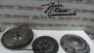 Usagé Volant d'inertie Volkswagen Polo Prix € 175,00 Règlement à la marge proposé par Gebr.Klein Gunnewiek Ho.BV