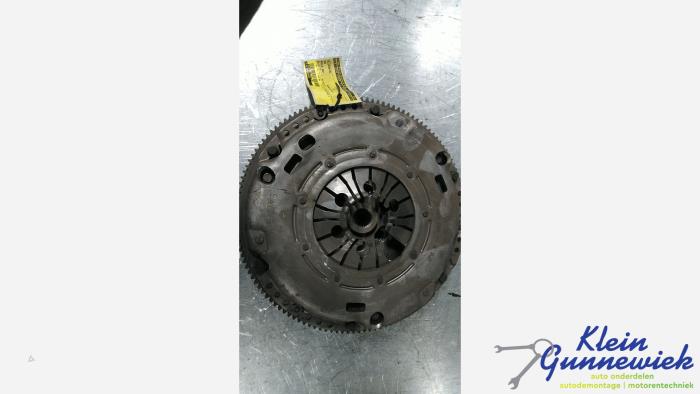 Nya Svänghjul Volkswagen Polo Pris € 235,95 Inklusive moms erbjuds av Klein Gunnewiek Autodemontage & Motorentechniek