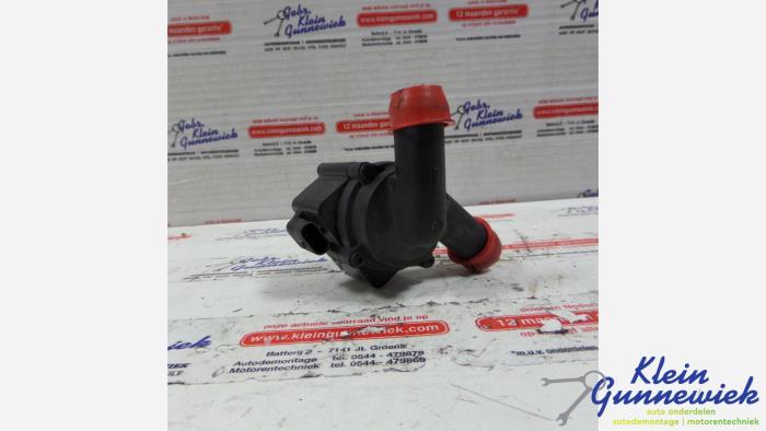 Begagnade Vattenpump Seat Exeo Pris € 32,00 Marginaltabell erbjuds av Klein Gunnewiek Autodemontage & Motorentechniek