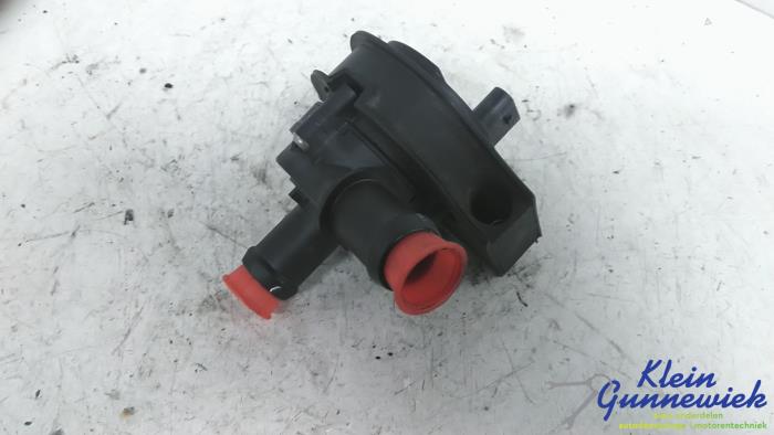 Begagnade Vattenpump Seat Leon Pris € 37,00 Marginaltabell erbjuds av Klein Gunnewiek Autodemontage & Motorentechniek