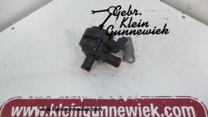 Usados Bomba de agua Volkswagen Golf Precio € 45,00 Norma de margen ofrecido por Gebr.Klein Gunnewiek Ho.BV