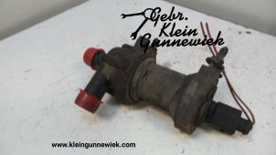 Usagé Pompe à eau Volkswagen LT Prix € 35,00 Règlement à la marge proposé par Gebr.Klein Gunnewiek Ho.BV