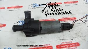 Usagé Pompe à eau Volkswagen Passat Prix € 40,00 Règlement à la marge proposé par Gebr.Klein Gunnewiek Ho.BV