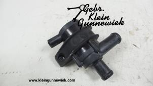 Usados Bomba de agua Volkswagen Tiguan Precio € 40,00 Norma de margen ofrecido por Gebr.Klein Gunnewiek Ho.BV