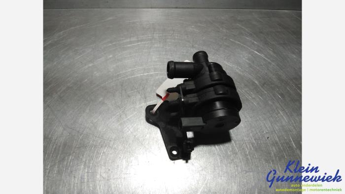 Begagnade Vattenpump Porsche Panamera Pris € 18,00 Marginaltabell erbjuds av Klein Gunnewiek Autodemontage & Motorentechniek