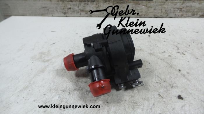 Water pump from a Volkswagen Polo 2015