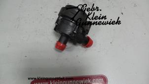 Używane Pompa wodna Volkswagen Polo Cena € 45,00 Procedura marży oferowane przez Gebr.Klein Gunnewiek Ho.BV