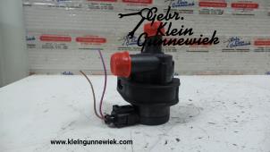 Usagé Pompe à eau Volkswagen Golf Prix € 65,00 Règlement à la marge proposé par Gebr.Klein Gunnewiek Ho.BV