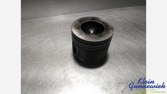 Usados Pistón Ford Transit Precio € 38,00 Norma de margen ofrecido por Klein Gunnewiek Autodemontage & Motorentechniek