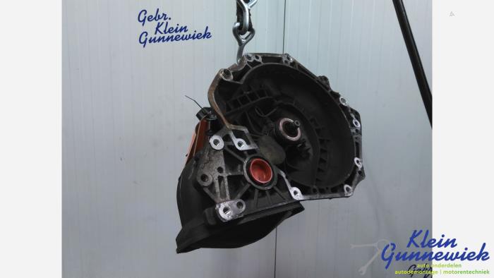 Gebrauchte Getriebe Opel Corsa Preis € 155,00 Margenregelung angeboten von Klein Gunnewiek Autodemontage & Motorentechniek
